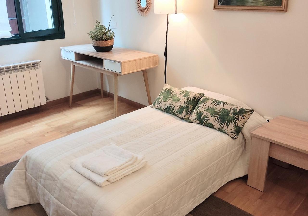 Apartamento Centrico Con Wifi Y Parking De Coche Tamano Medio Onís Exterior foto
